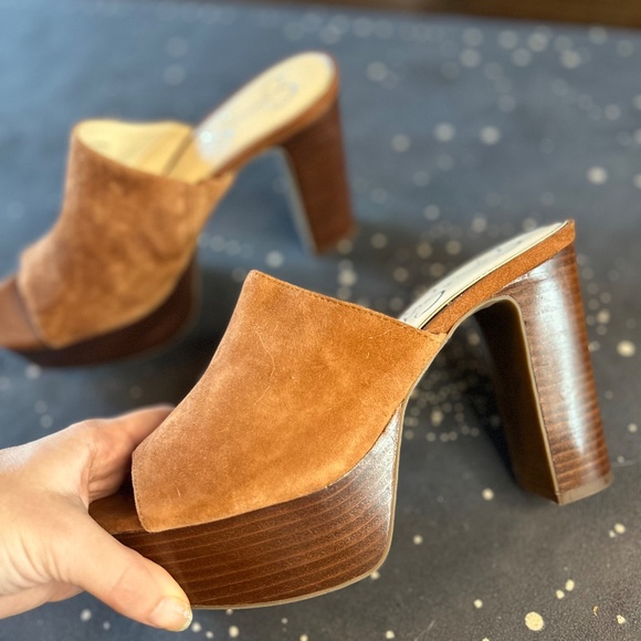 Jessica Simpson Brown Suede Wooden Platform Heels size 9 never worn - Picture 2 of 6